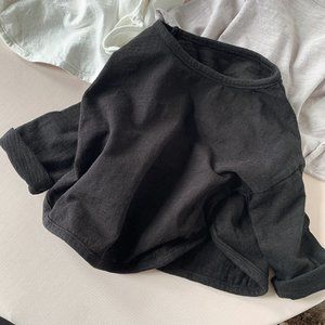 Long -sleeved T -shirt